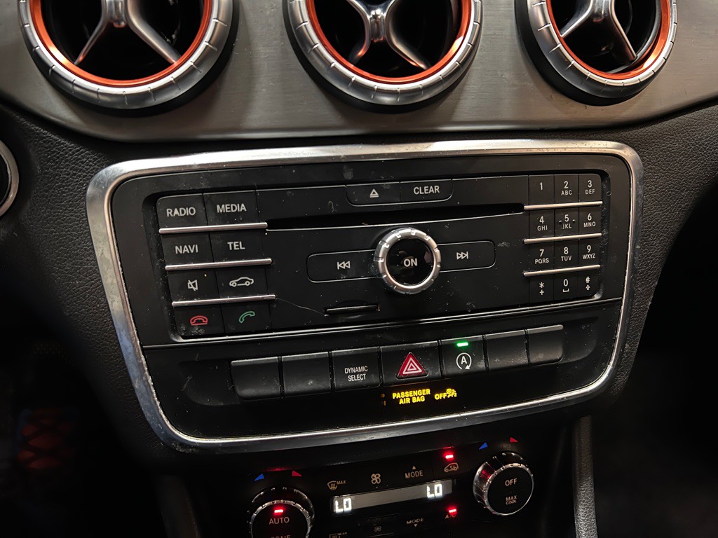 2016 Mercedes-Benz CLA-Class Image 25