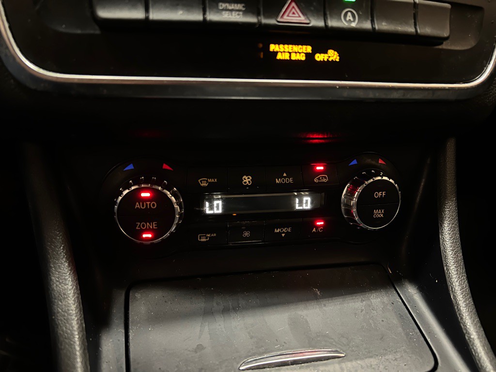 2016 Mercedes-Benz CLA-Class Image 26