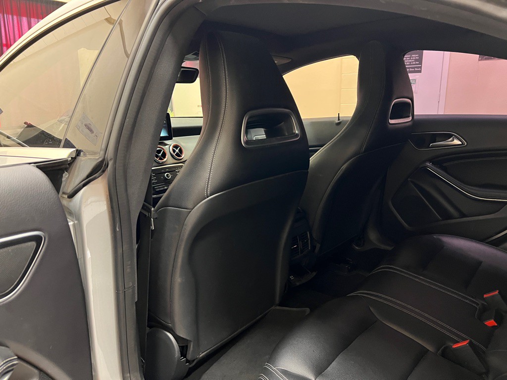 2016 Mercedes-Benz CLA-Class Image 29