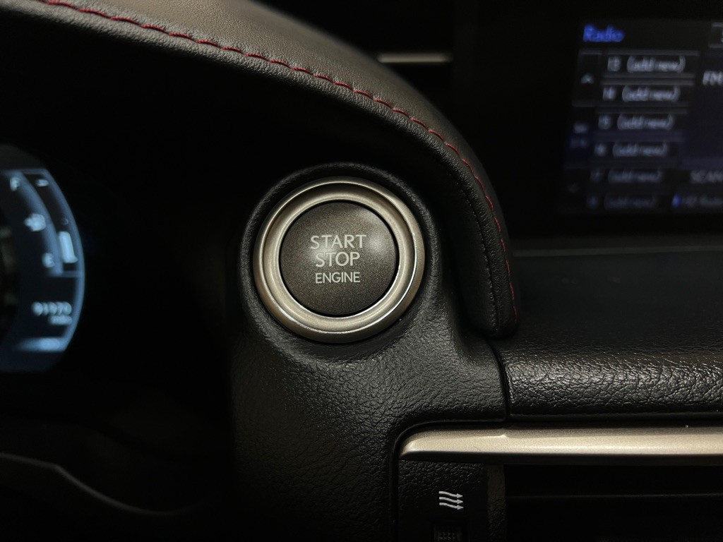 2015 Lexus RC 300 Image 31