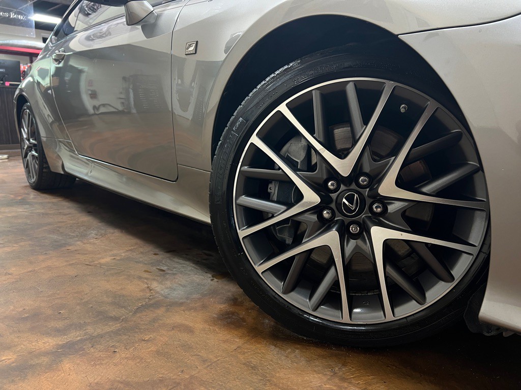 2015 Lexus RC 300 Image 38