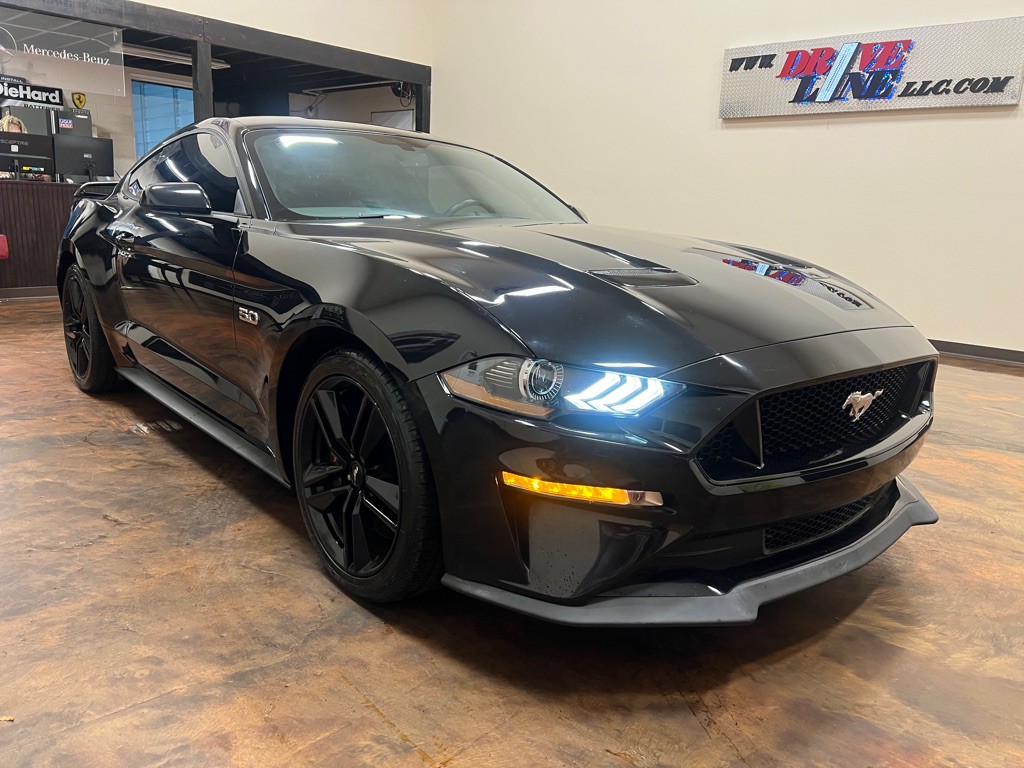 2018 Ford Mustang Image 3