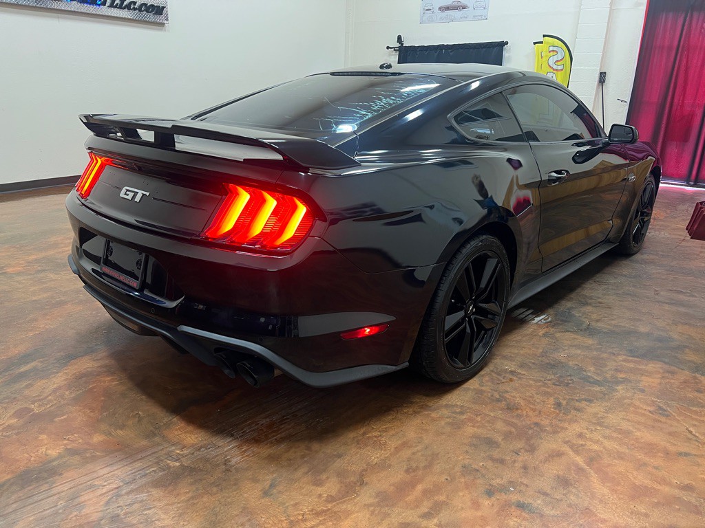 2018 Ford Mustang Image 9