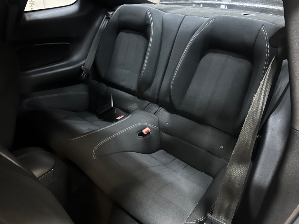 2018 Ford Mustang Image 28