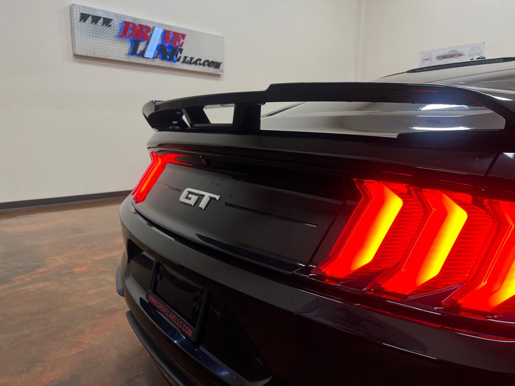 2018 Ford Mustang Image 40