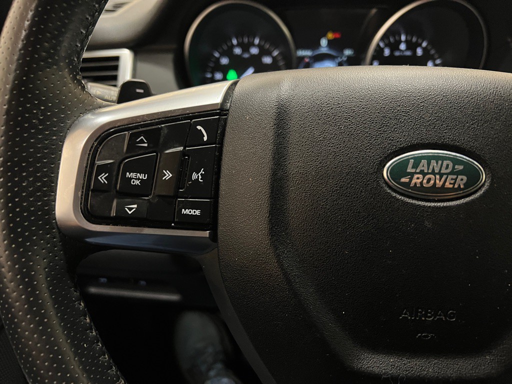 2018 Land Rover Discovery Sport Image 17