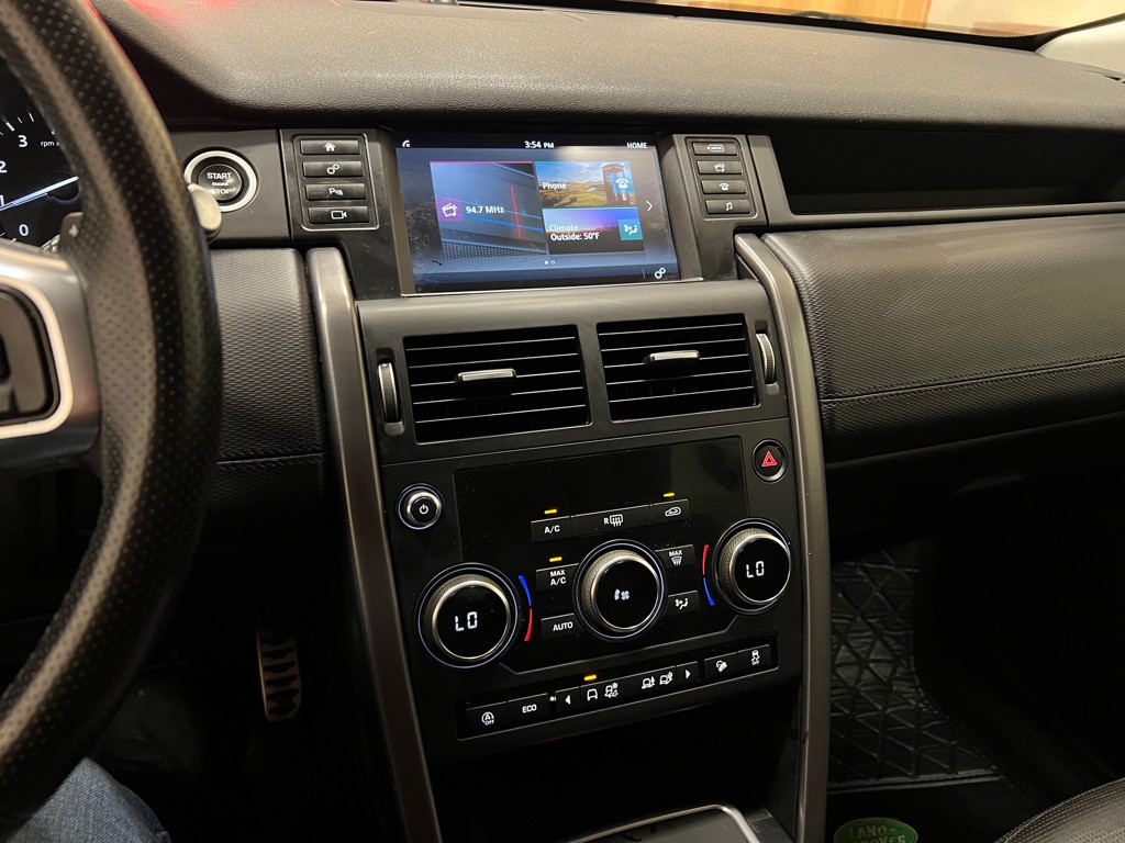 2018 Land Rover Discovery Sport Image 22