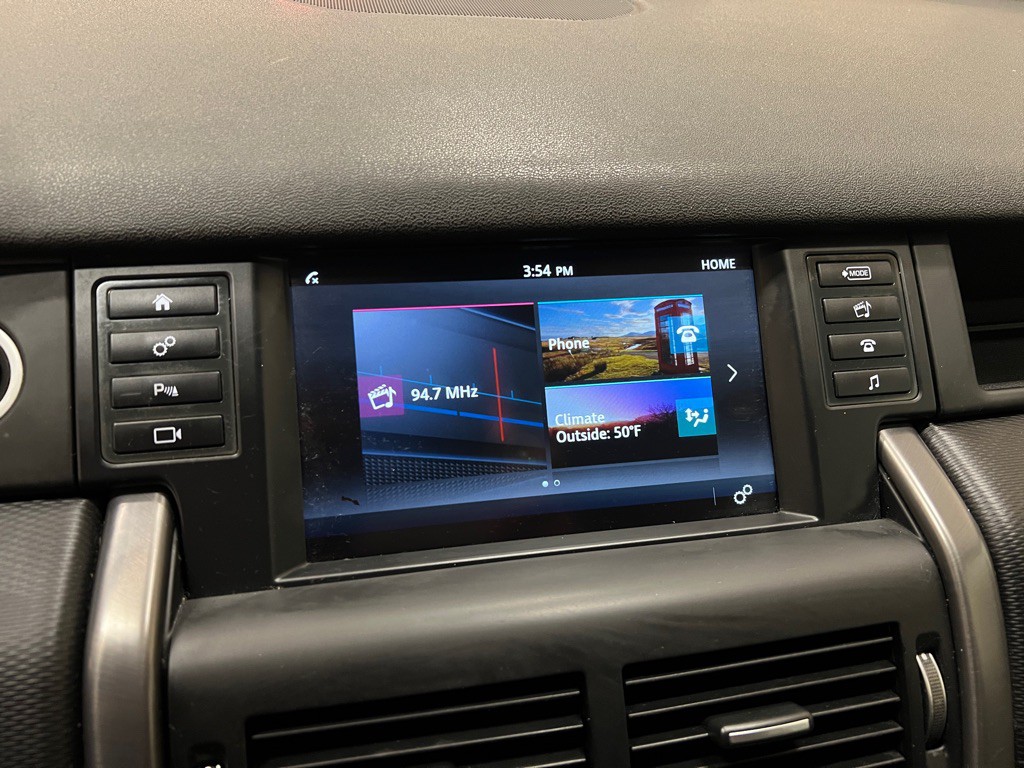 2018 Land Rover Discovery Sport Image 23