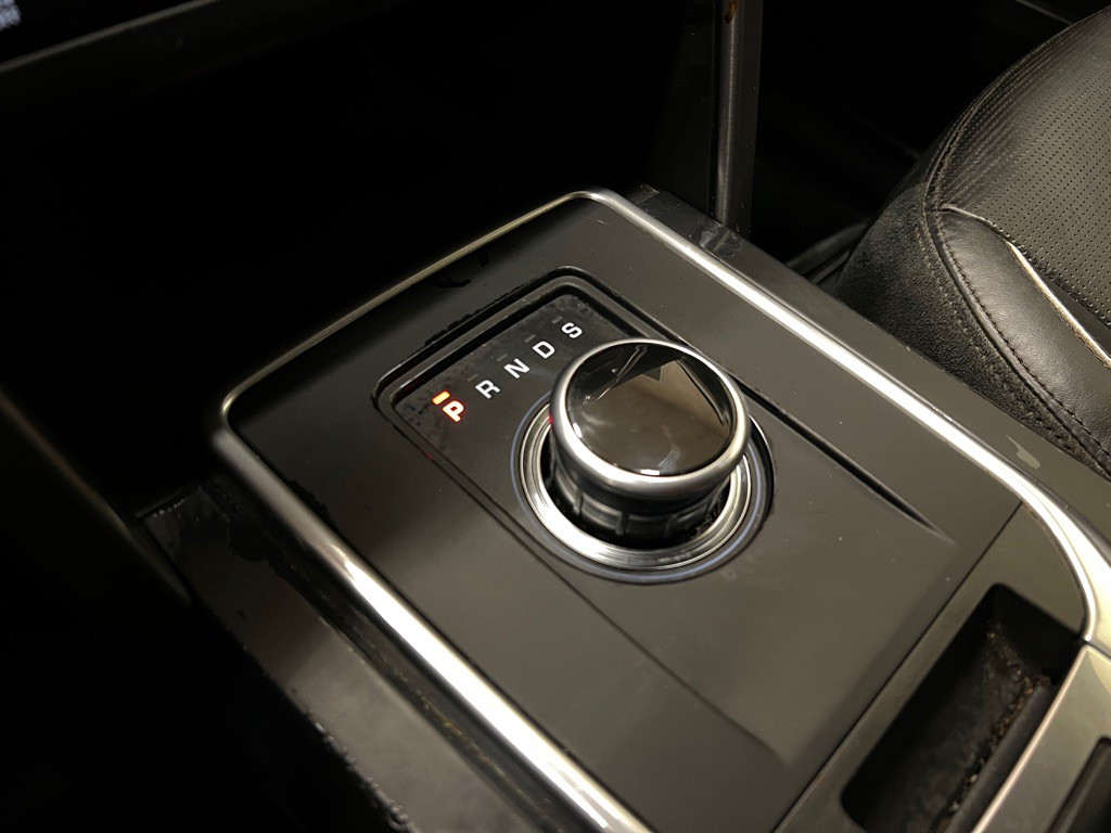 2018 Land Rover Discovery Sport Image 26