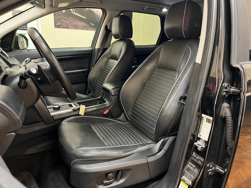 2018 Land Rover Discovery Sport Image 30