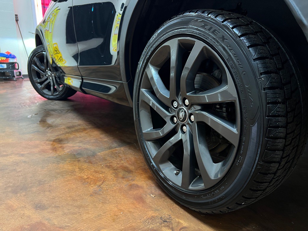 2018 Land Rover Discovery Sport Image 42