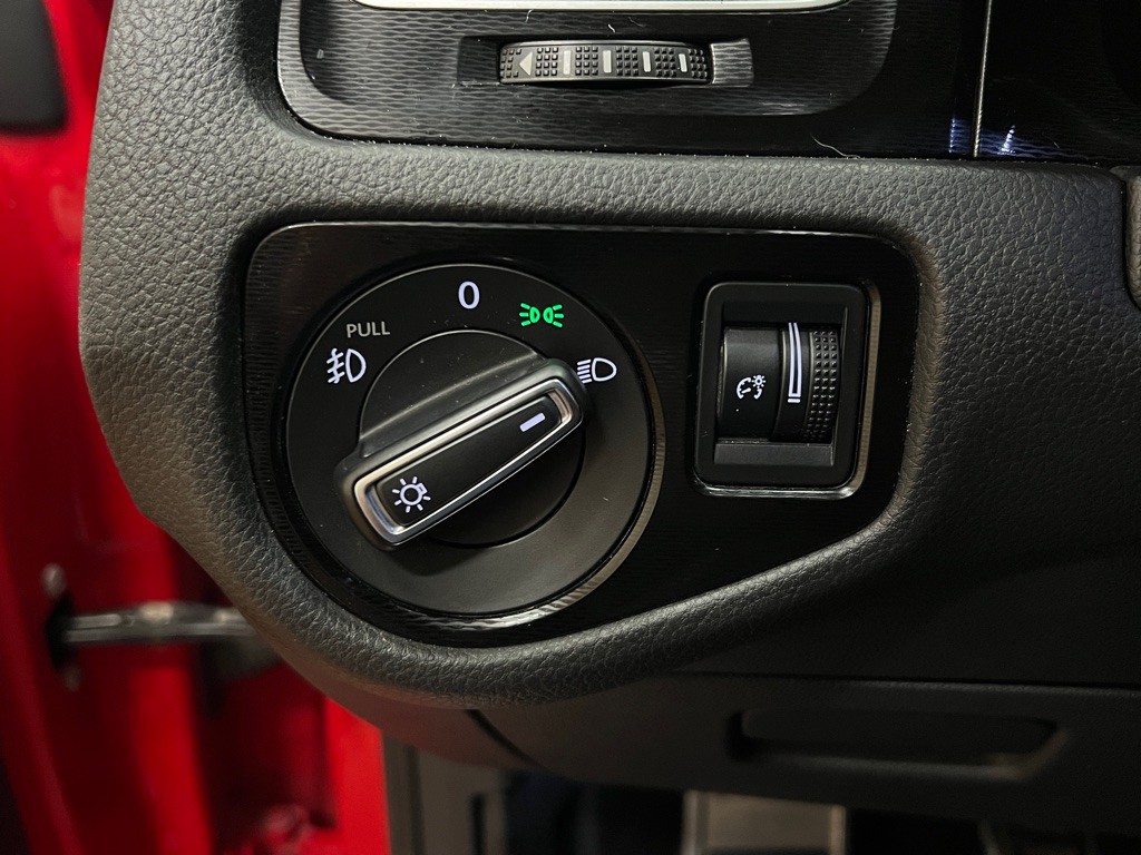 2016 Volkswagen GTI Image 22