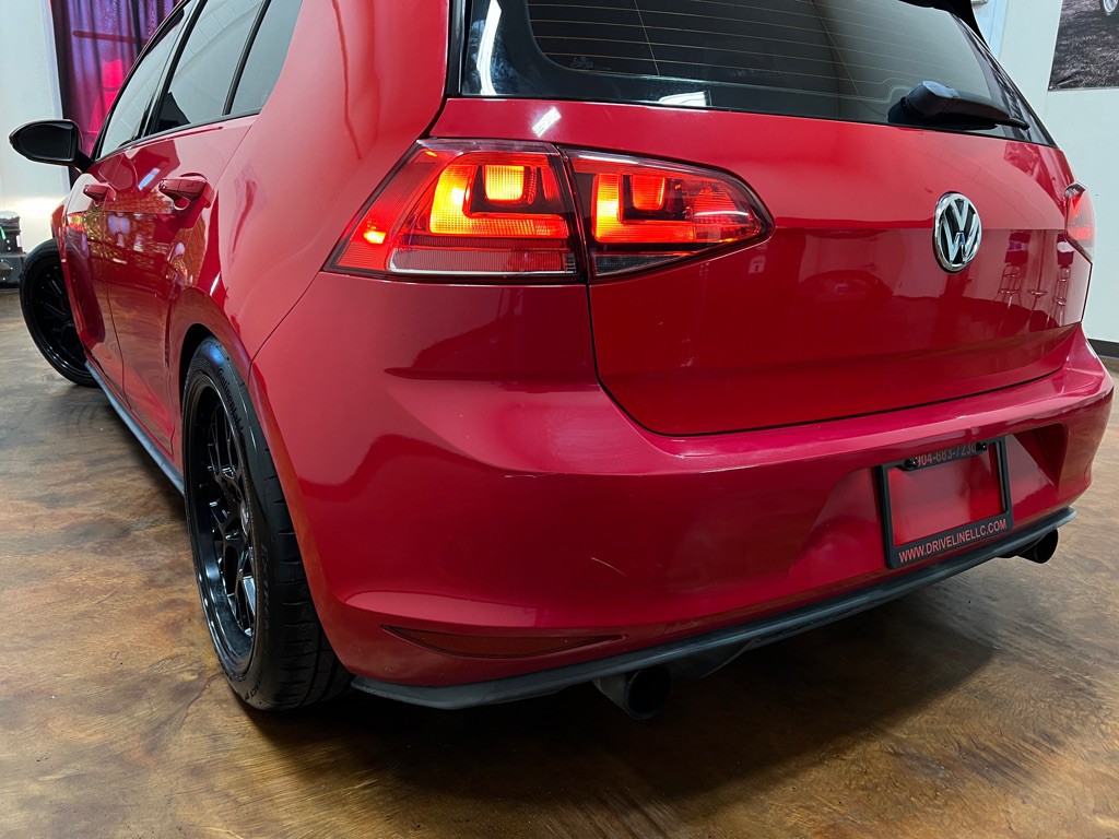 2016 Volkswagen GTI Image 38