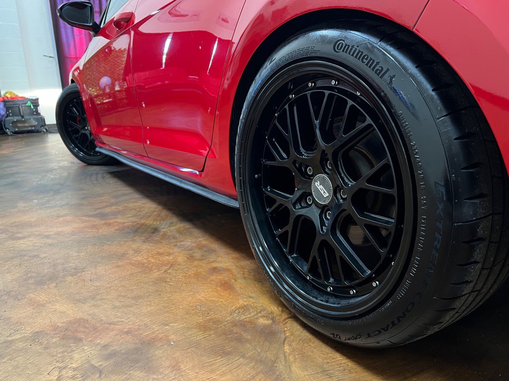 2016 Volkswagen GTI Image 40