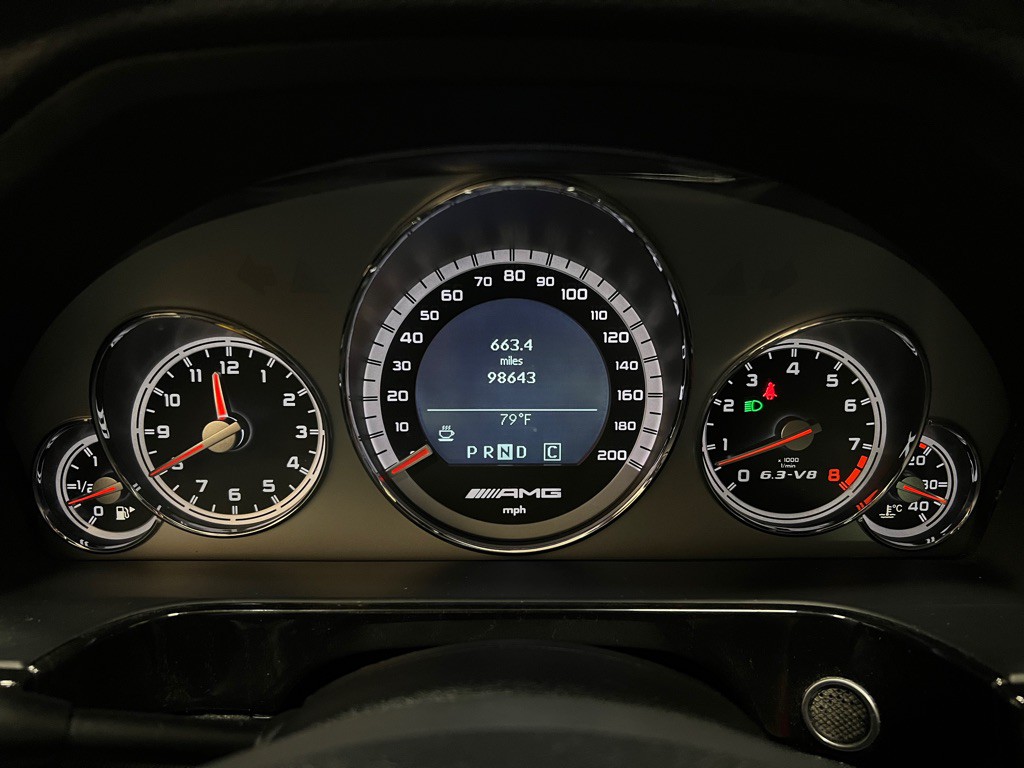 2011 Mercedes-Benz E-Class Image 24