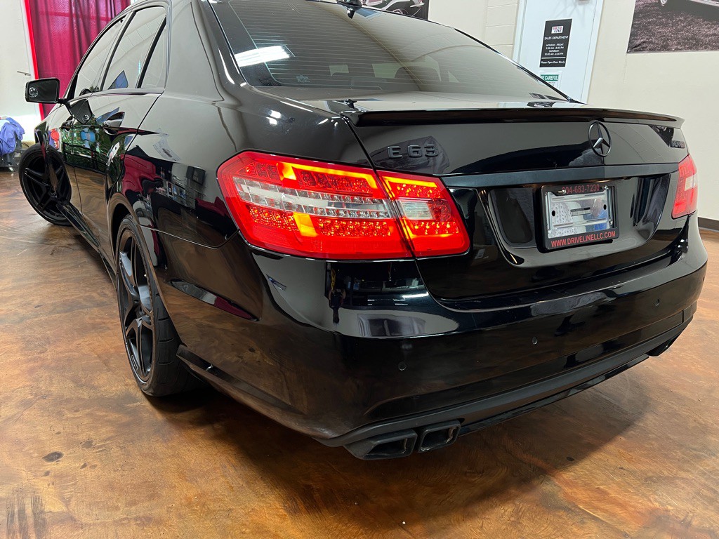 2011 Mercedes-Benz E-Class Image 39
