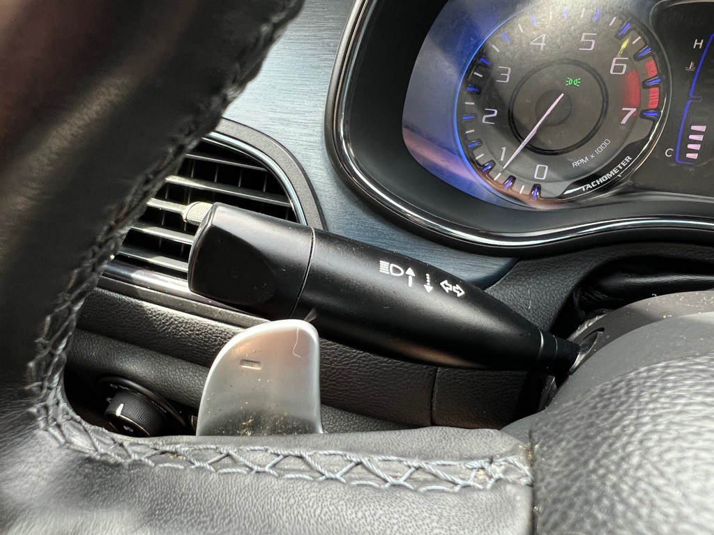2016 Chrysler 200 Image 20