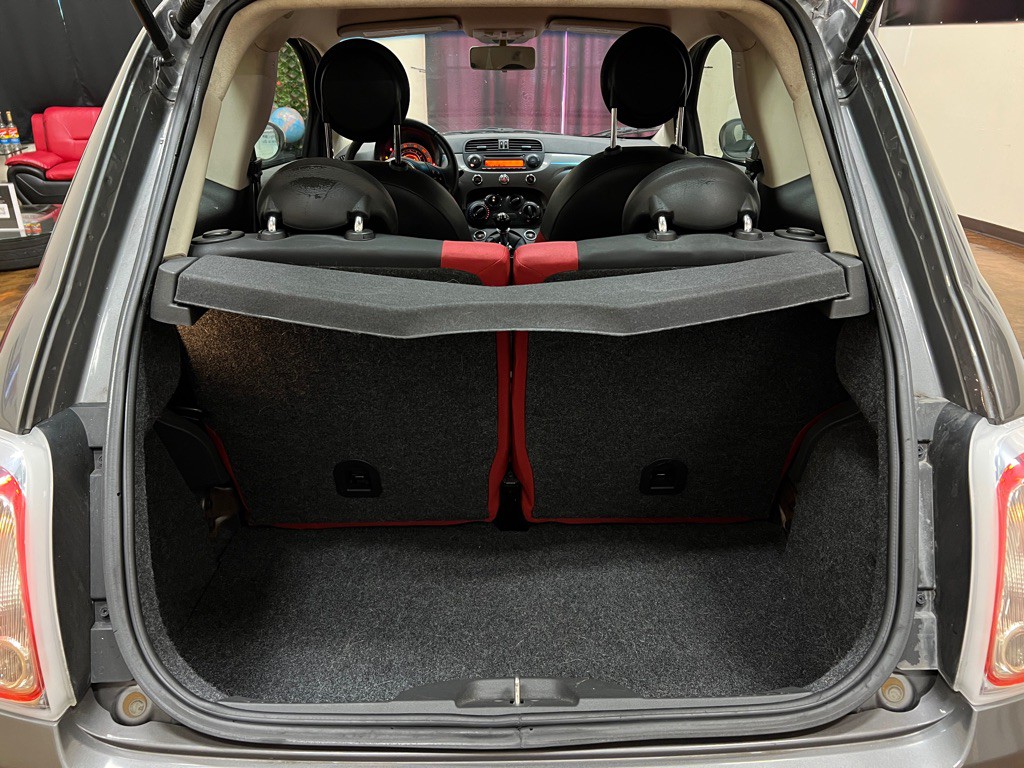 2013 FIAT 500 Image 28