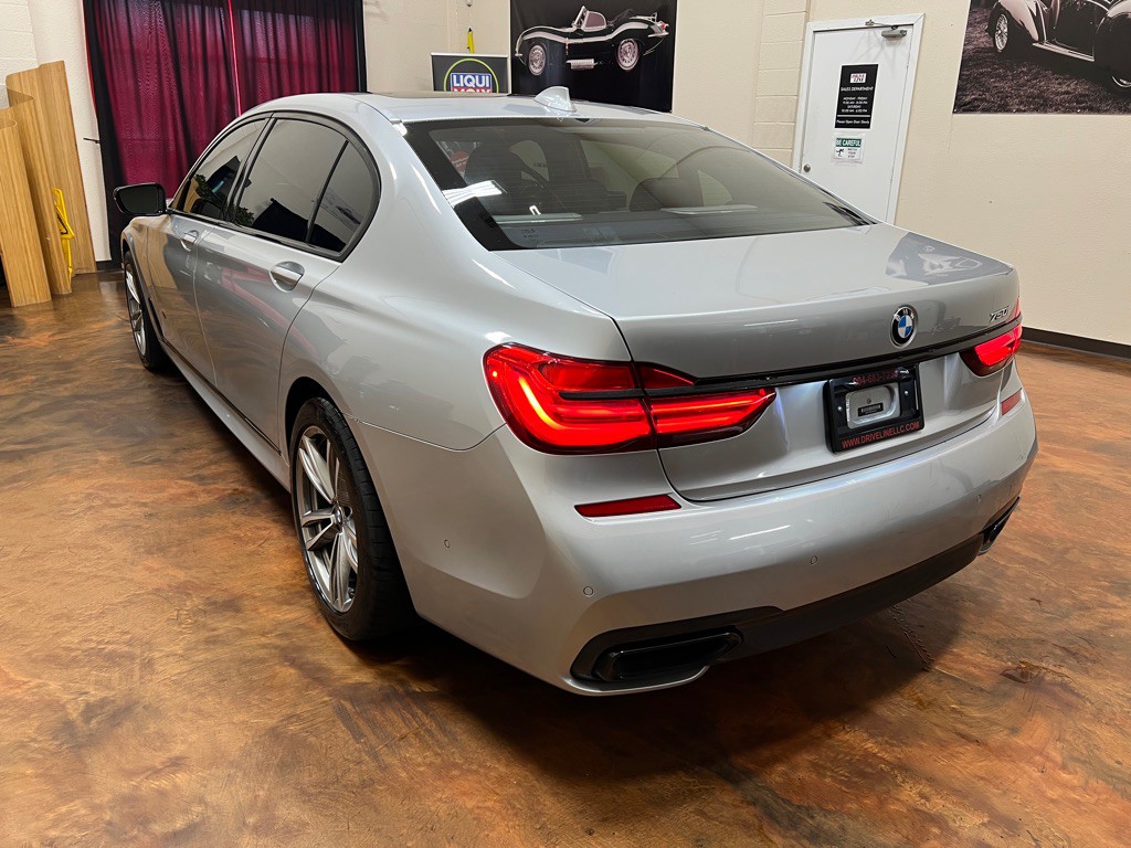 2016 BMW 7 Series Image 7