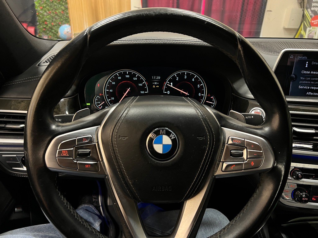 2016 BMW 7 Series Image 18