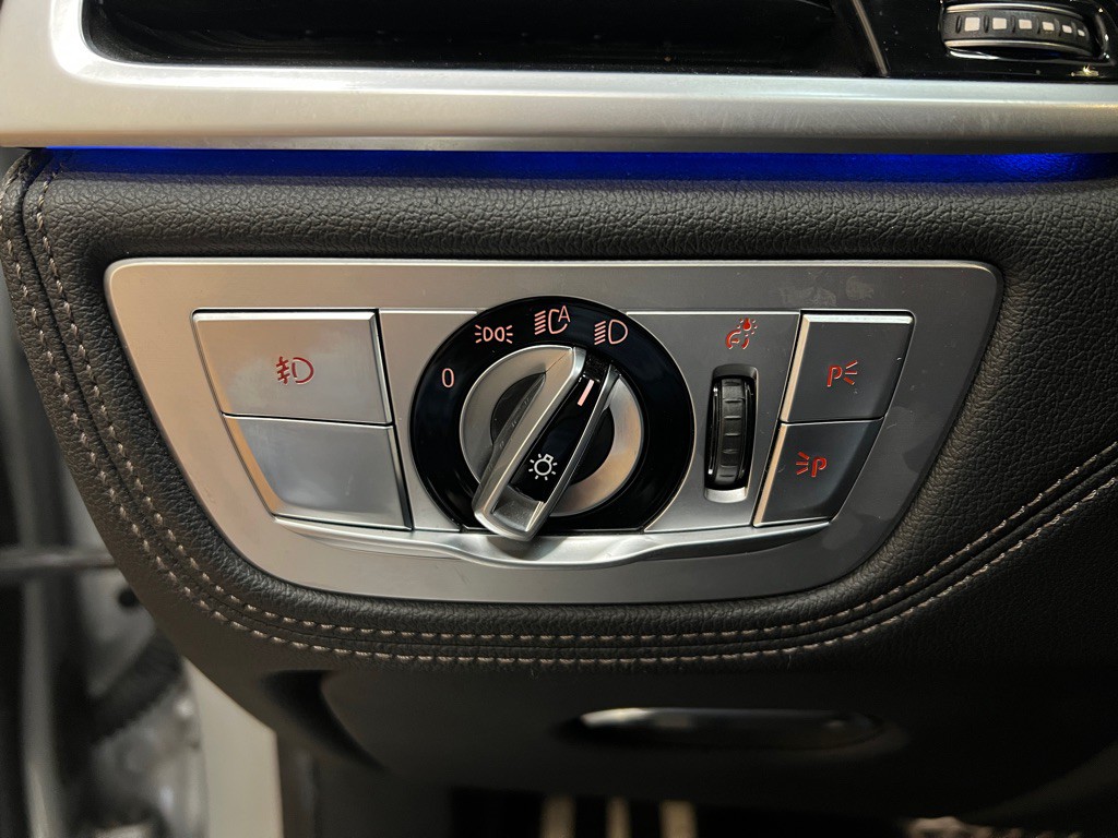 2016 BMW 7 Series Image 22