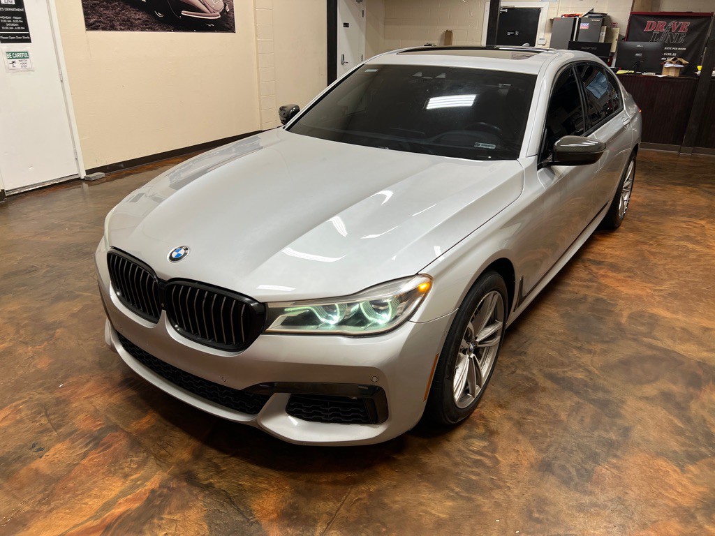 2016 BMW 7 Series Image 48