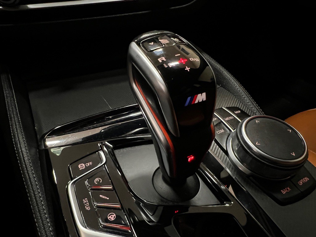 2018 BMW M5 Image 30