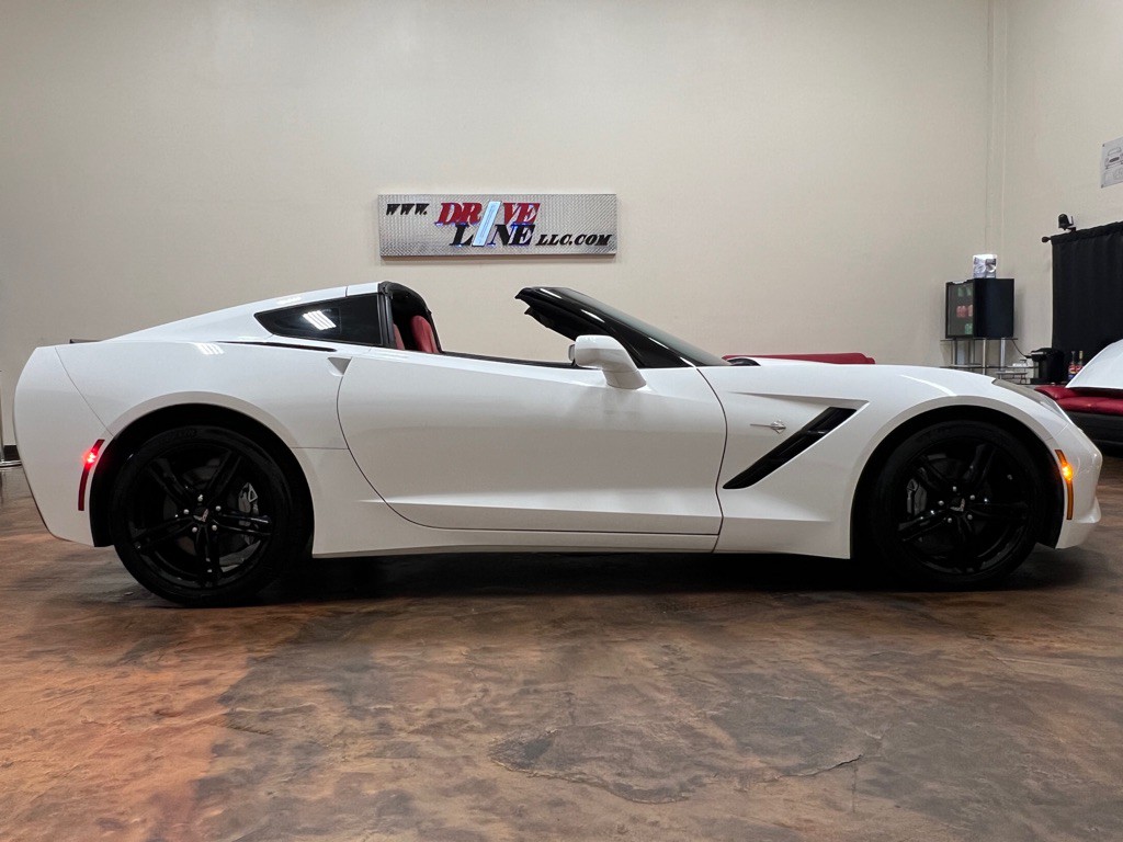 2017 Chevrolet Corvette Image 10