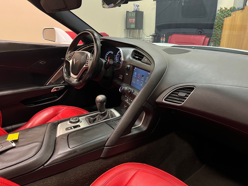 2017 Chevrolet Corvette Image 25