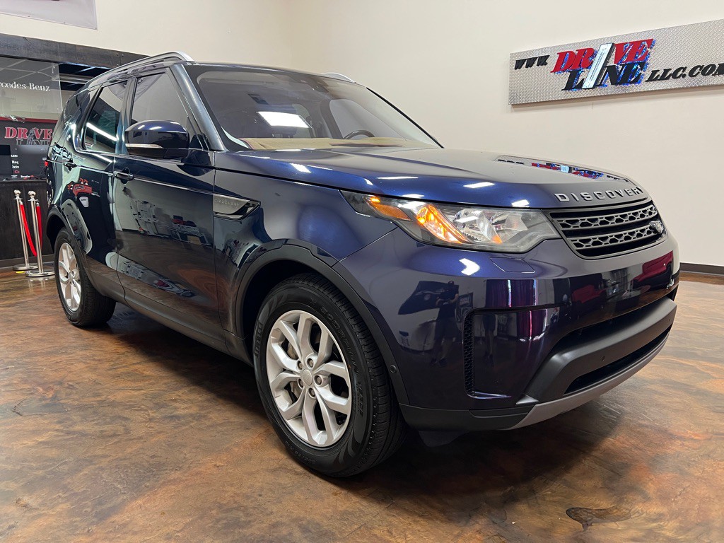 2018 Land Rover Discovery Image 3