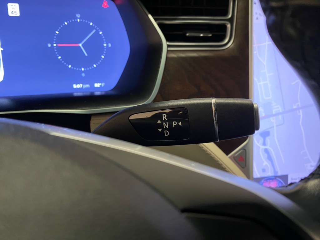 2018 Tesla Model X Image 29