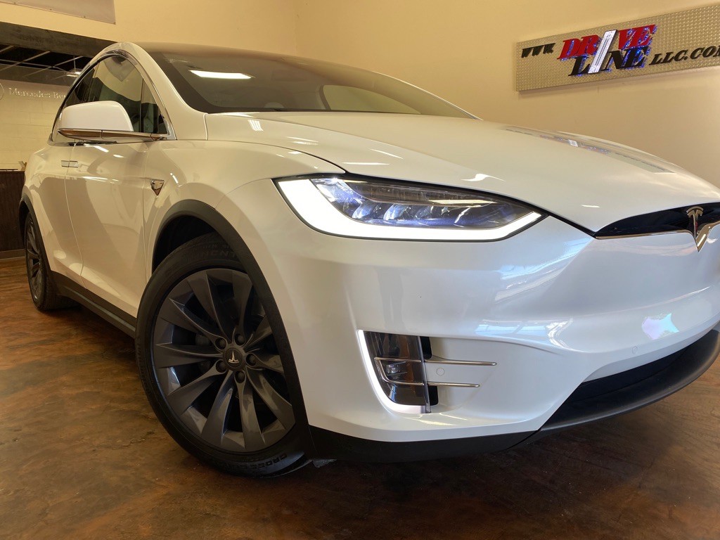 2018 Tesla Model X Image 50