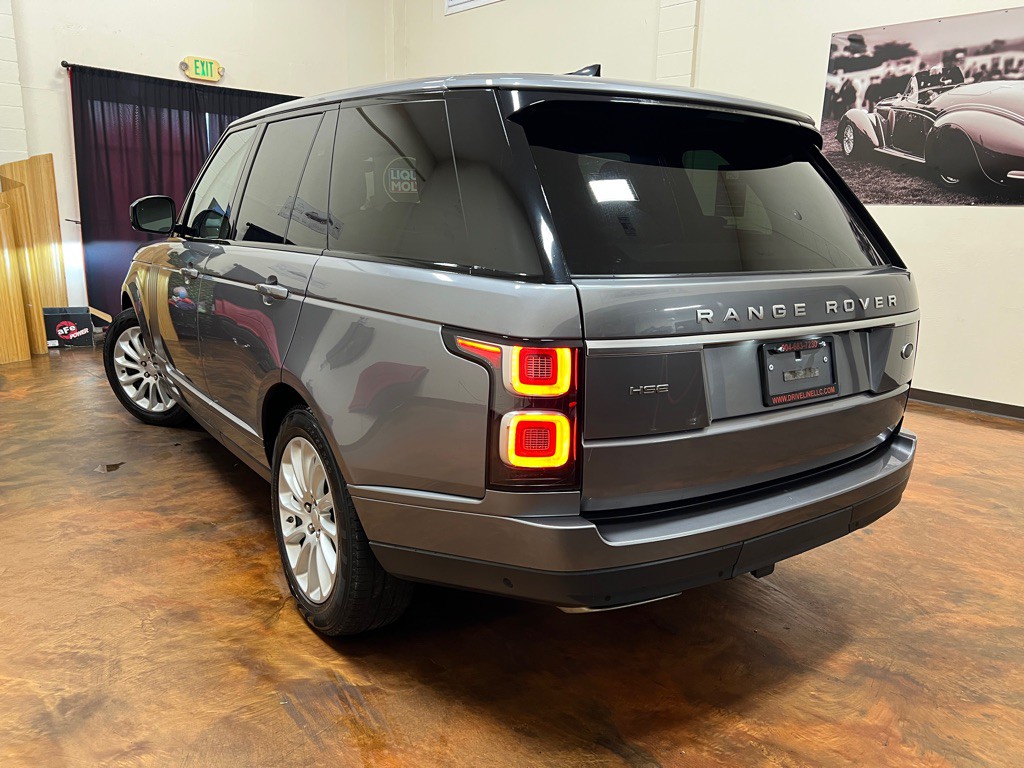 2020 Land Rover Range Rover Image 2
