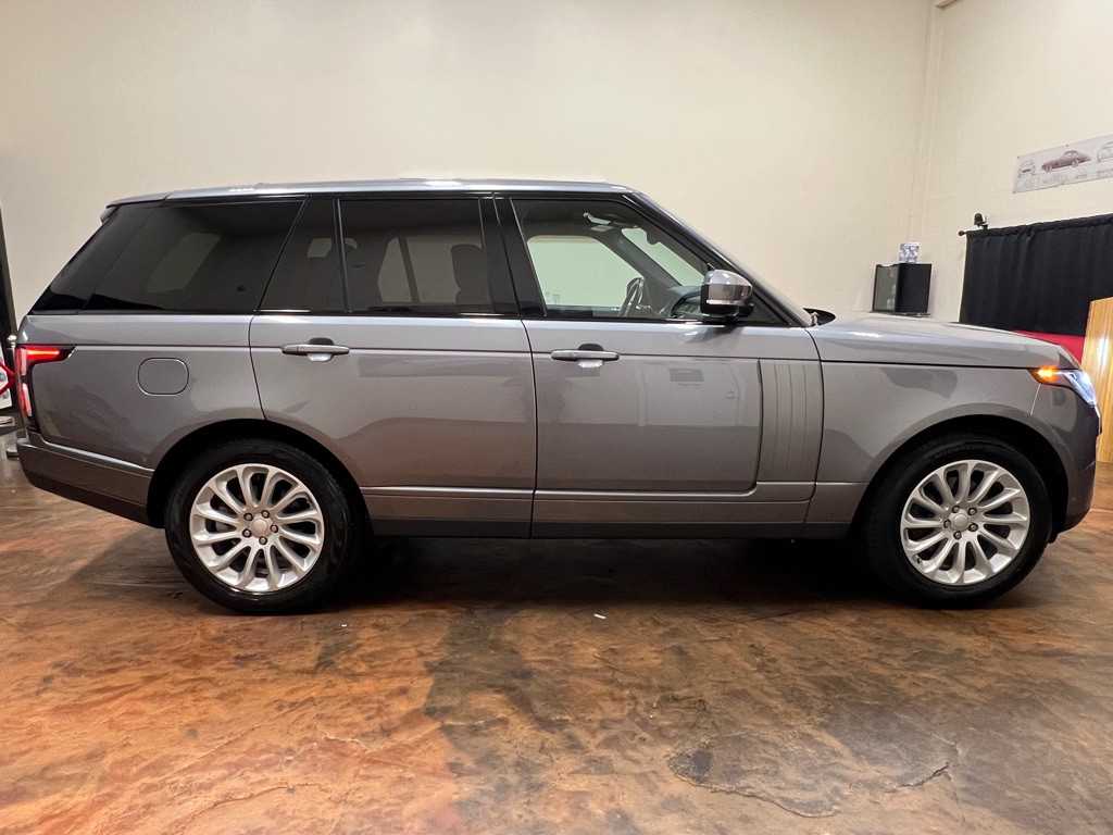 2020 Land Rover Range Rover Image 10