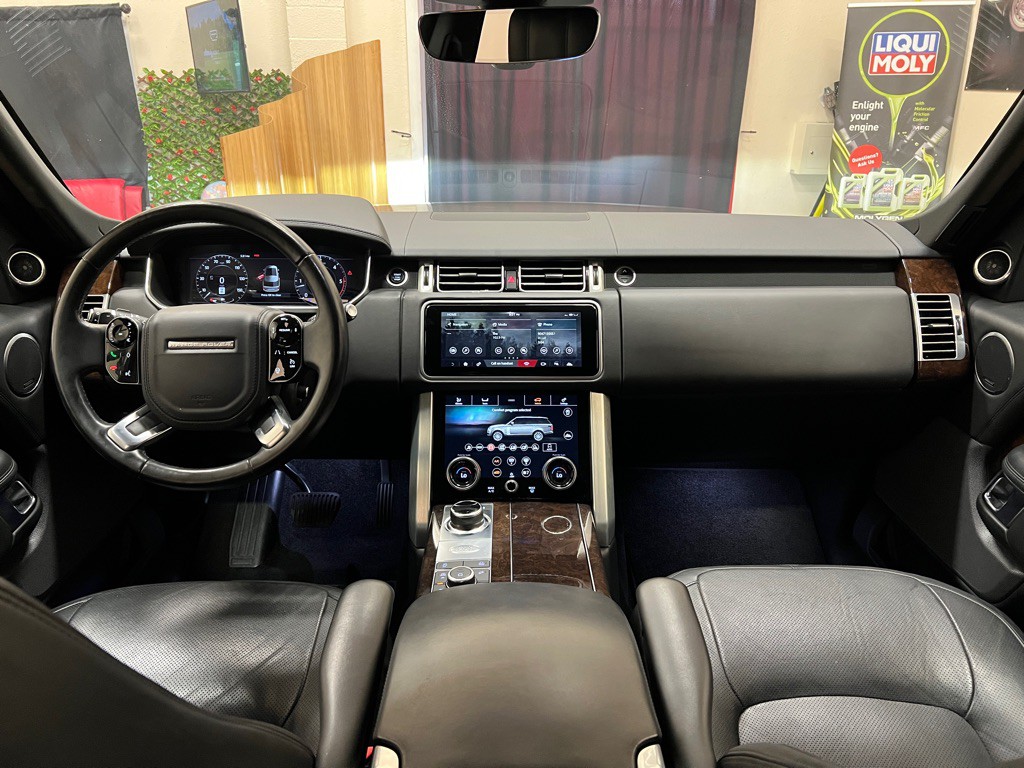 2020 Land Rover Range Rover Image 14
