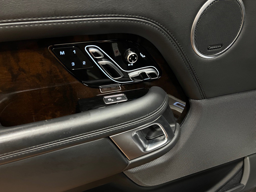 2020 Land Rover Range Rover Image 29