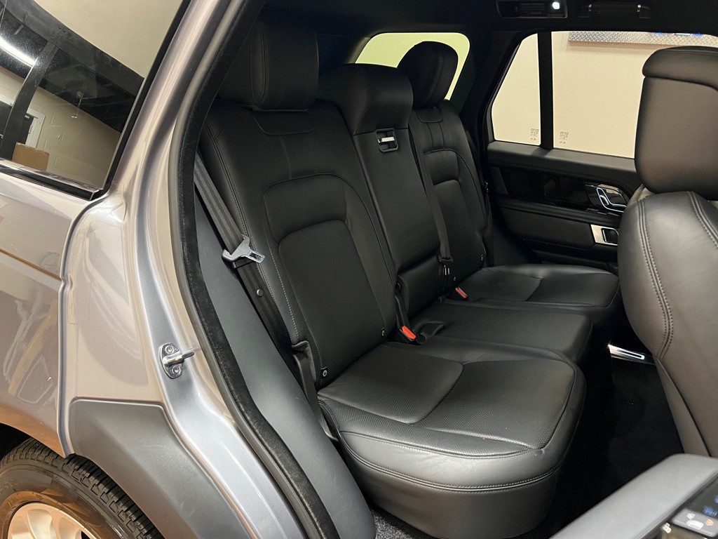 2020 Land Rover Range Rover Image 34