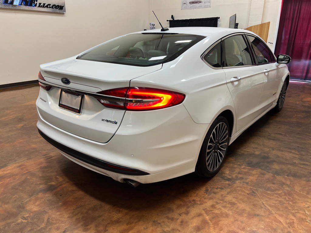 2017 Ford Fusion Image 9