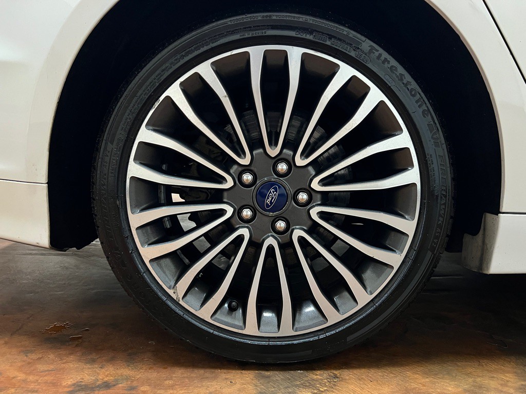 2017 Ford Fusion Image 12