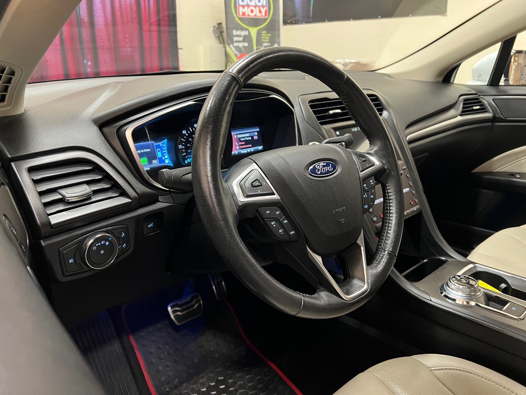 2017 Ford Fusion Image 13