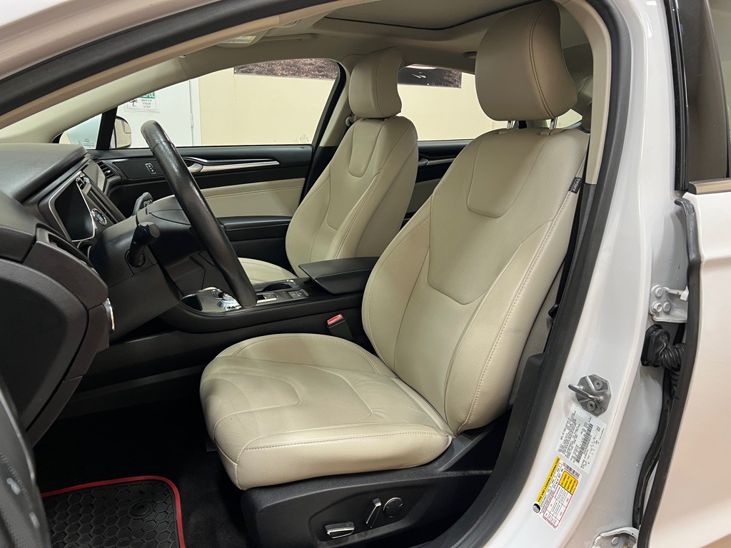 2017 Ford Fusion Image 31