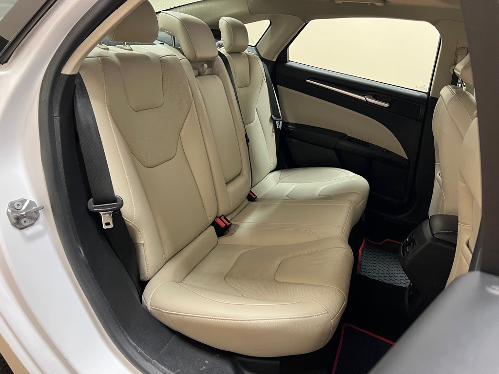 2017 Ford Fusion Image 35