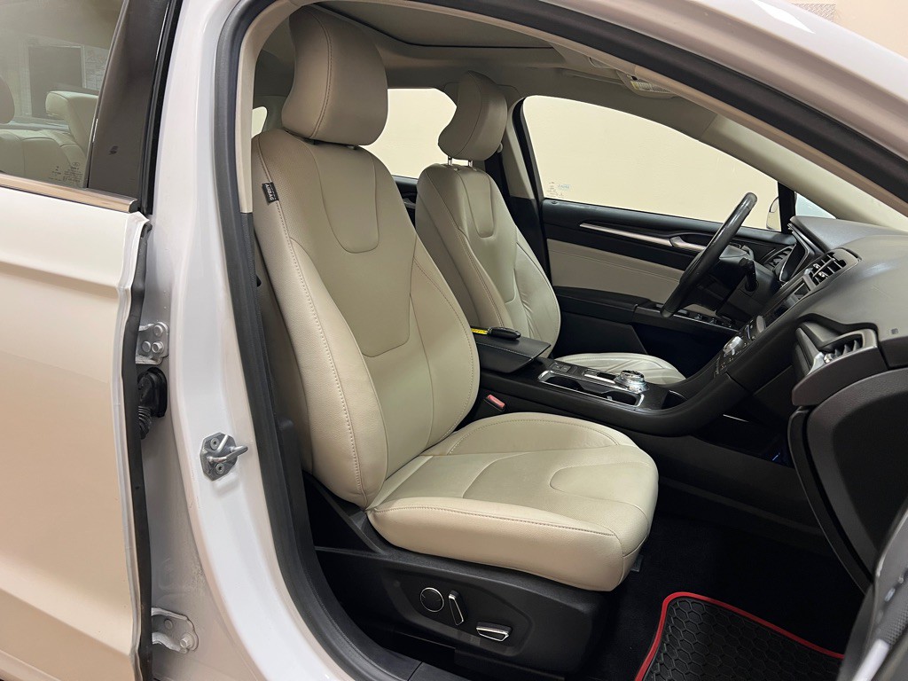 2017 Ford Fusion Image 36