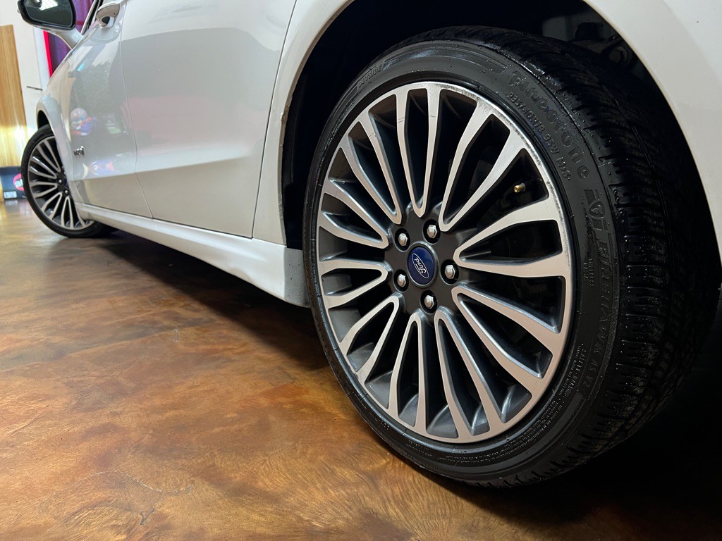 2017 Ford Fusion Image 42