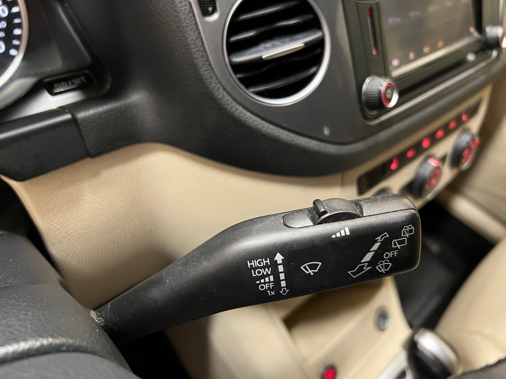 2017 Volkswagen Tiguan Image 21