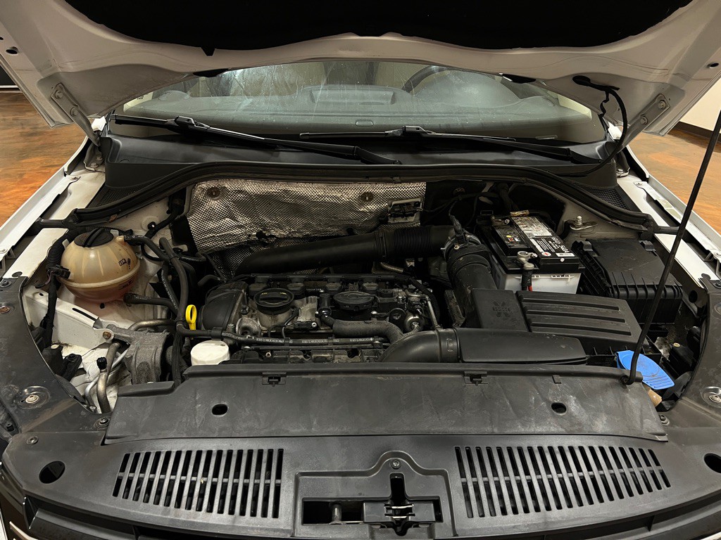 2017 Volkswagen Tiguan Image 35