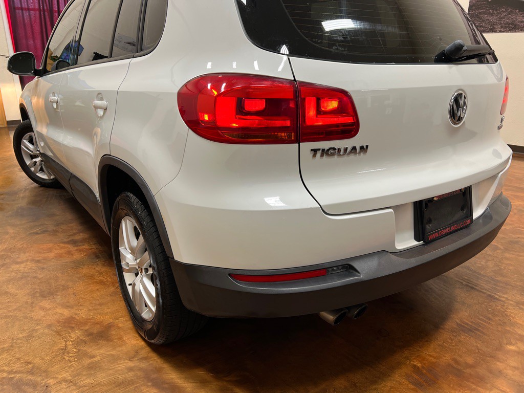 2017 Volkswagen Tiguan Image 37