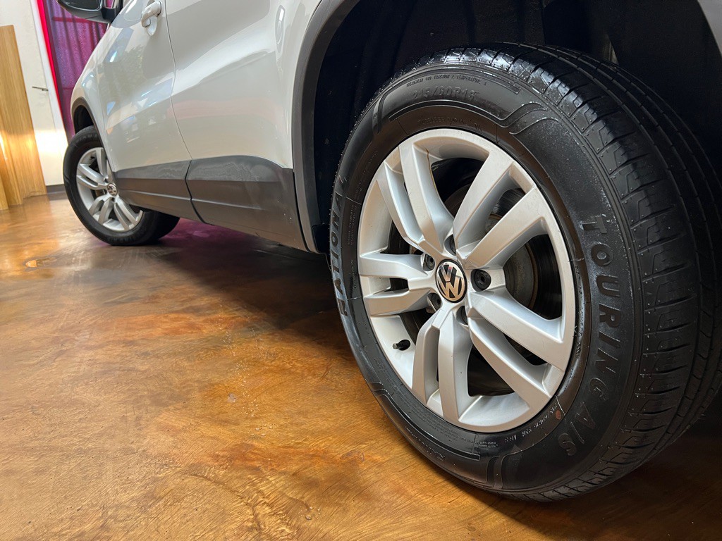 2017 Volkswagen Tiguan Image 39