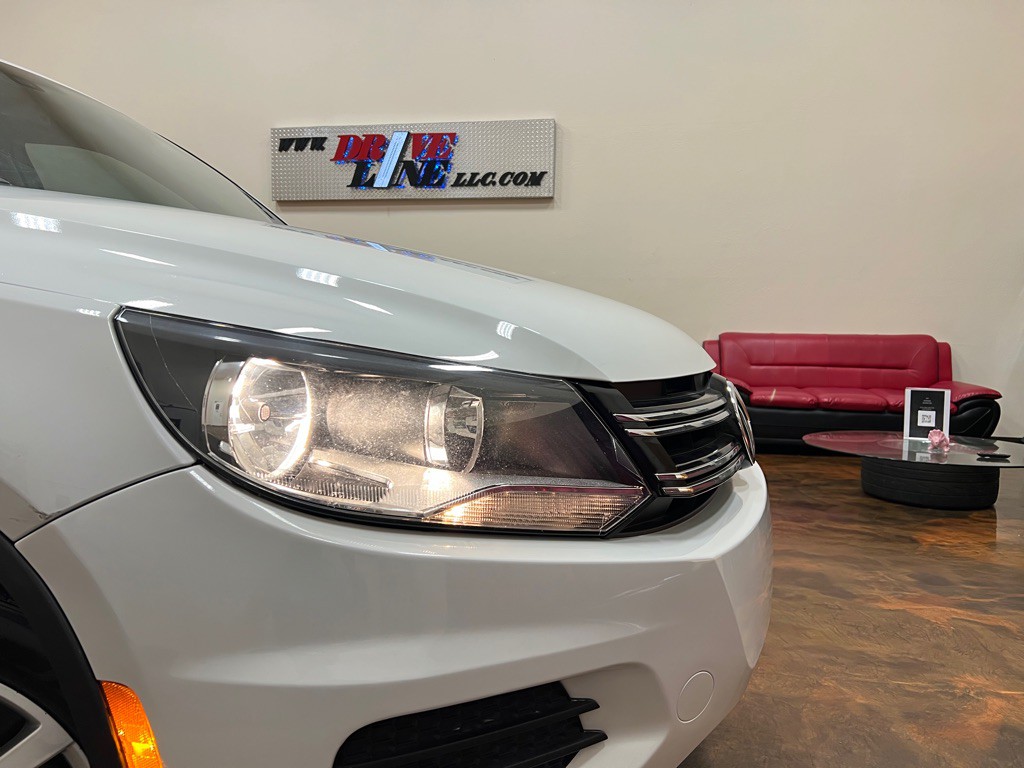 2017 Volkswagen Tiguan Image 40