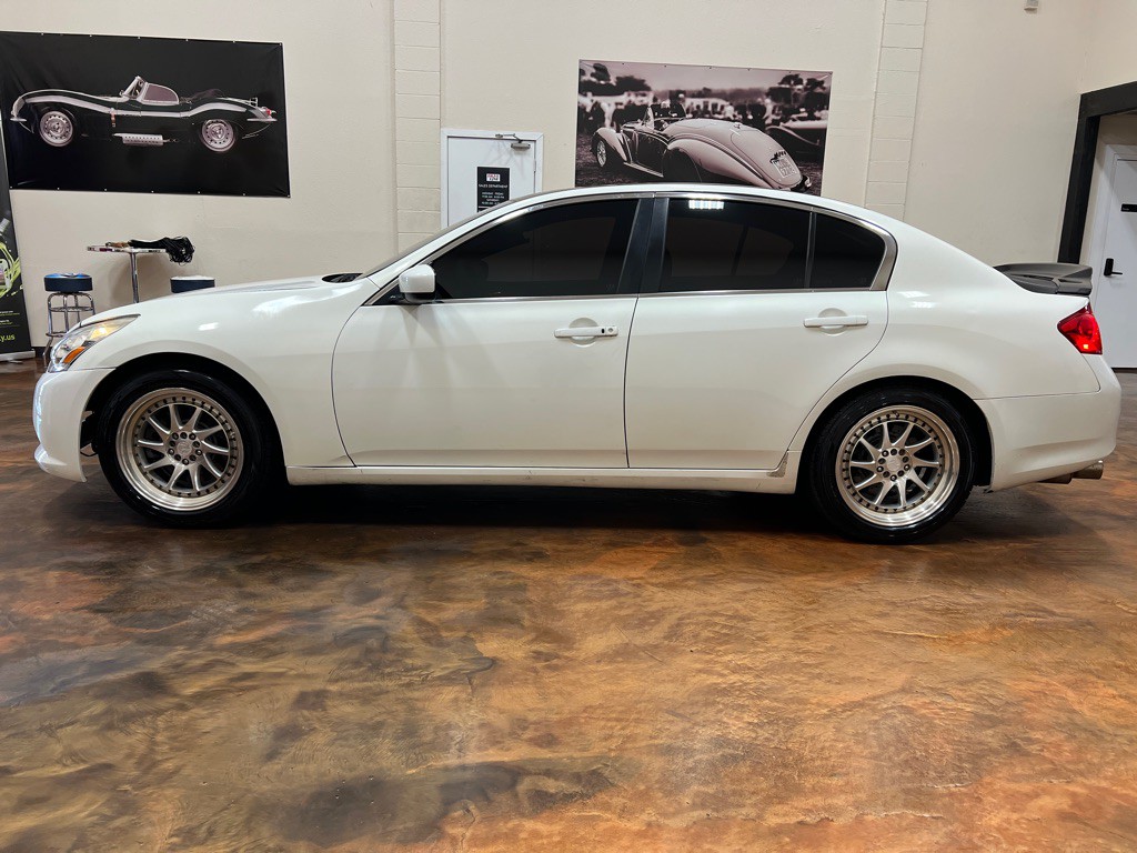 2013 INFINITI G37 Image 6